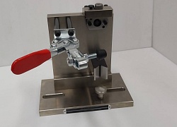 Mandrel fixing pin welding jig